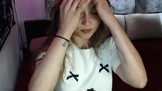 Aliens4twenty online show from 10.17.25