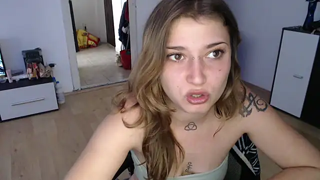 Aliens4twenty online show from 10.25.25