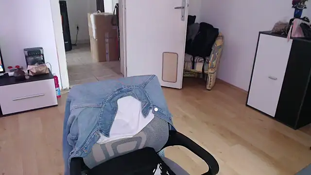 Aliens4twenty online show from 11.06.25