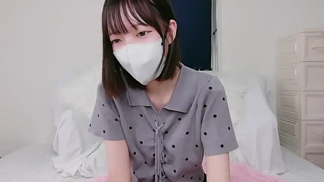 Azusa 128 online show from 10.02.25