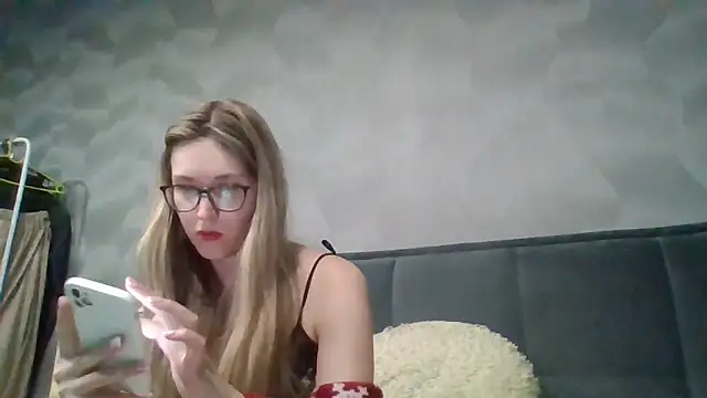 Snapshot of Jugira chatting on 02.03.26 Jugira online show from 02.03.26