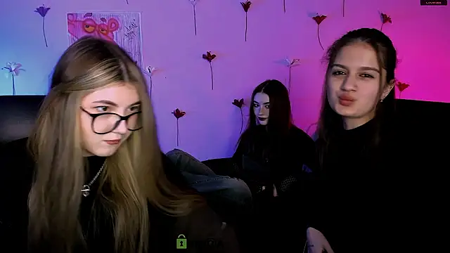 Snapshot of barbara_crazy chatting on 02.28.26 barbara crazy online show from 02.28.26