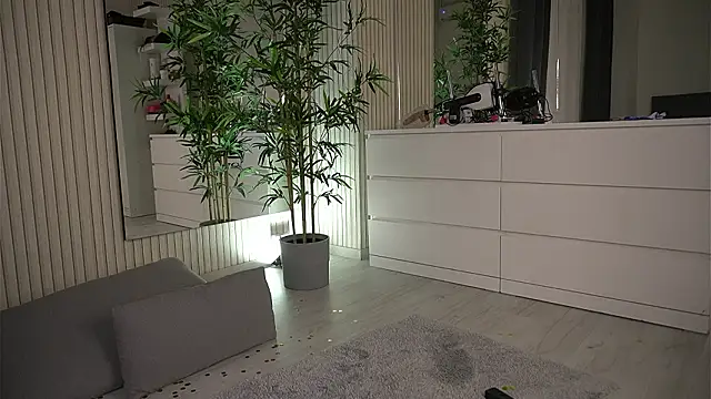 EmmaBlanco online show from 03.10.26