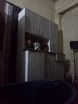 Snapshot of RFeltomWhitJ chatting on 09.27.25 RFeltomWhitJ online show from 09.27.25