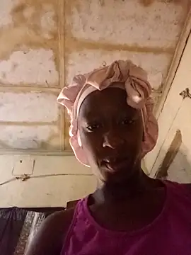 Snapshot of RFeltomWhitJ chatting on 11.12.25 RFeltomWhitJ online show from 11.12.25