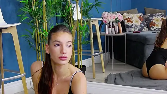 KimmDaviss online show from 10.25.25