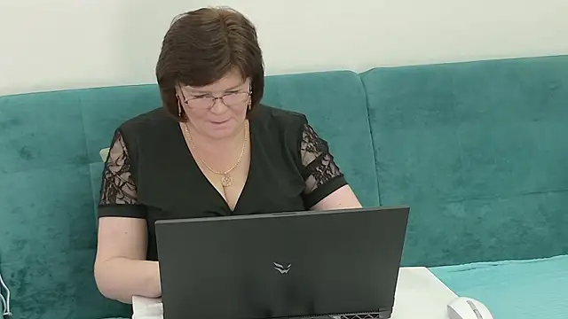 Sandra Sunrise online show from 11.23.25