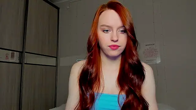 Snapshot of Sofia_Mango chatting on 06.08.26 Sofia Mango online show from 06.08.26