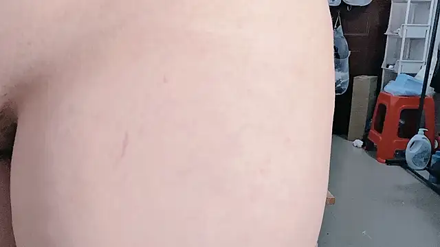 Snapshot of aimi-bb chatting on 09.19.25 aimi-bb online show from 09.19.25