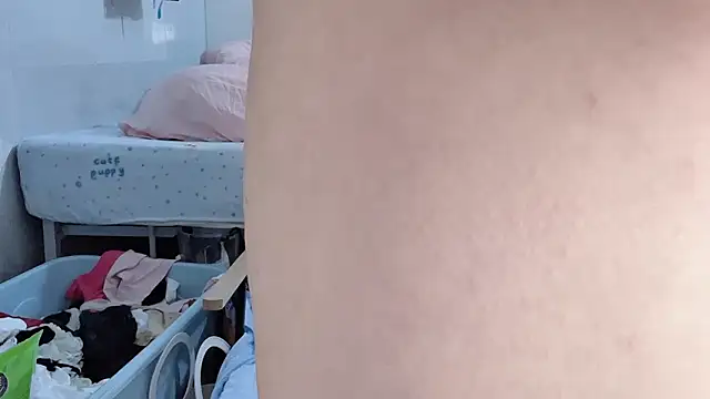 Snapshot of aimi-bb chatting on 11.05.25 aimi-bb online show from 11.05.25