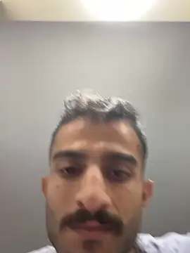 Snapshot of Ylcn11 chatting on 11.15.25 Ylcn11 online show from 11.15.25