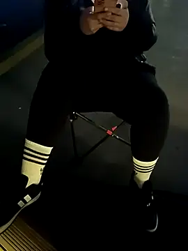 Snapshot of Hanzadekerem chatting on 10.30.25 Hanzadekerem online show from 10.30.25