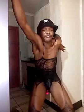 KinkyJ  online show from 11.04.25