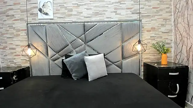 Snapshot of MELODY_FIRE_ chatting on 11.04.25 MELODY FIRE online show from 11.04.25