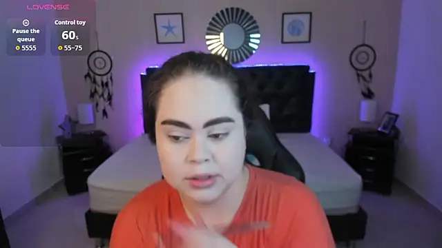 LolaVillalobos online show from 01.19.26