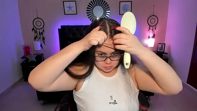 LolaVillalobos online show from 03.20.26