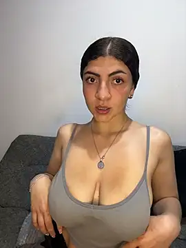 Snapshot of arieel__722 chatting on 10.13.25 arieel 722 online show from 10.13.25