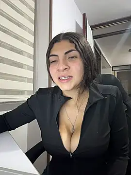 Snapshot of arieel__722 chatting on 11.09.25 arieel 722 online show from 11.09.25