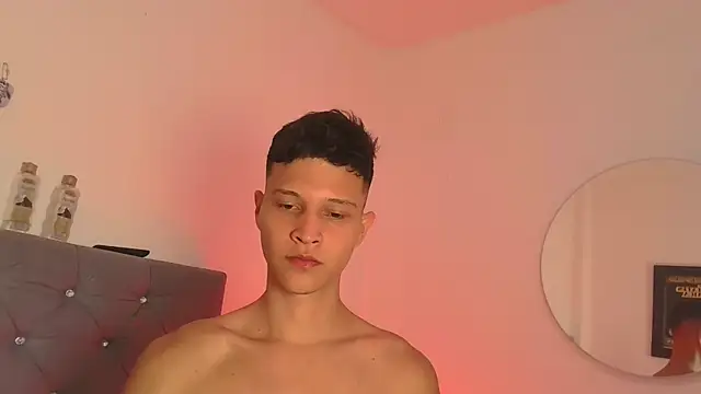 Twinkcock22 online show from 10.14.25