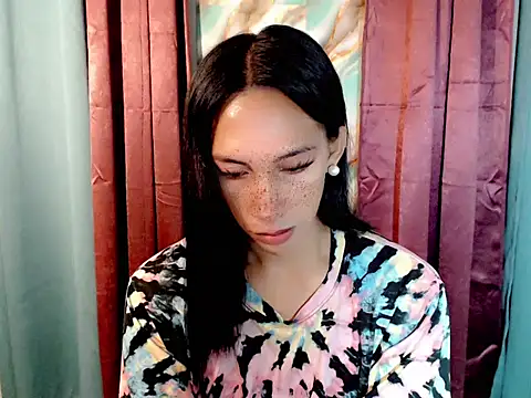 Snapshot of Wife_ur_pinay chatting on 10.01.25 Wife ur pinay online show from 10.01.25