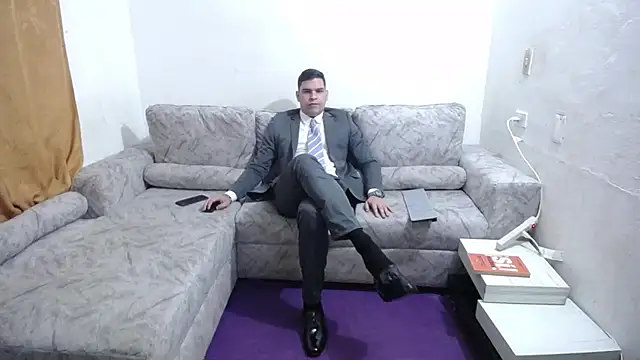 Victor Maitland online show from 05.08.26