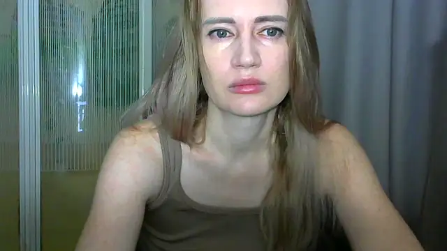 Snapshot of JessFoxxx chatting on 02.04.26 JessFoxxx online show from 02.04.26