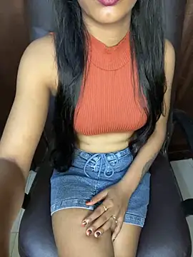 Snapshot of its_ur_flora chatting on 09.08.25 its ur flora online show from 09.08.25