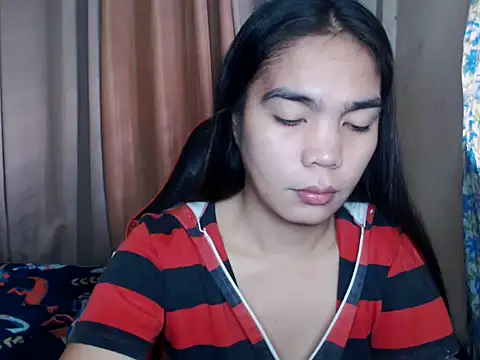 Simple Martina online show from 10.06.25