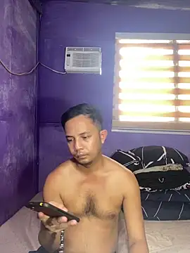 hotcumboi69 online show from 02.18.26