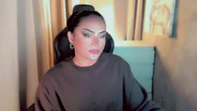 Snapshot of kaicromwell_ chatting on 09.13.25 kaicromwell online show from 09.13.25