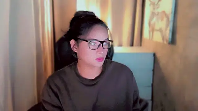 Snapshot of kaicromwell_ chatting on 09.16.25 kaicromwell online show from 09.16.25