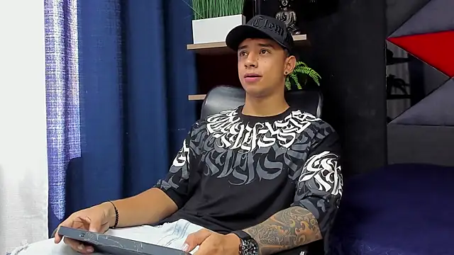 jaze bradley online show from 11.22.25