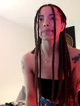 Snapshot of Nati____ chatting on 09.27.25 Nati online show from 09.27.25