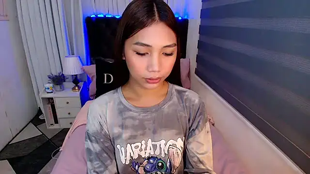 Snapshot of naughtyjayde chatting on 07.11.26 naughtyjayde online show from 07.11.26