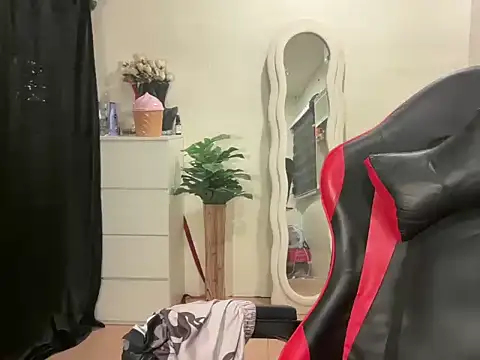 Snapshot of urasiantwink69 chatting on 03.02.26 urasiantwink69 online show from 03.02.26