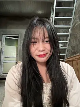 Snapshot of binejr chatting on 10.08.25 binejr online show from 10.08.25