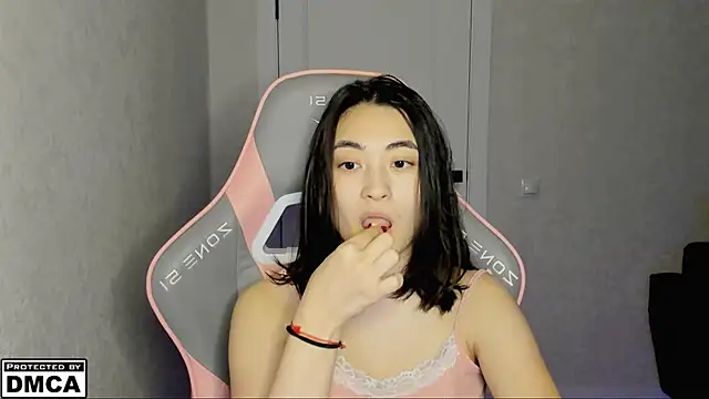 Snapshot of MeilideQian1 chatting on 10.20.25 MeilideQian1 online show from 10.20.25