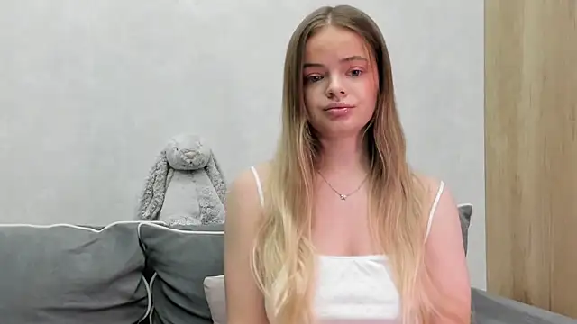 Snapshot of Sarah_keyy chatting on 02.26.26 Sarah keyy online show from 02.26.26