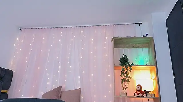 Snapshot of anitaglow chatting on 10.07.25 anitaglow online show from 10.07.25