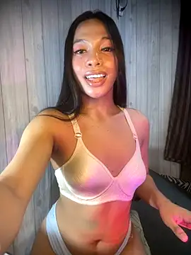 Snapshot of Lovely_Daugs chatting on 11.14.25 Lovely Daugs online show from 11.14.25