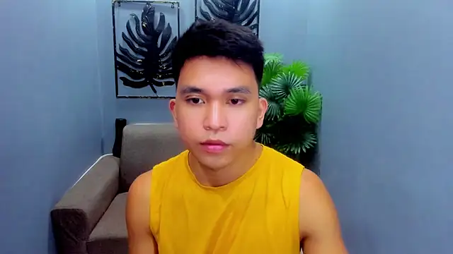 Snapshot of KingMateoGrey chatting on 12.02.25 KingMateoGrey online show from 12.02.25