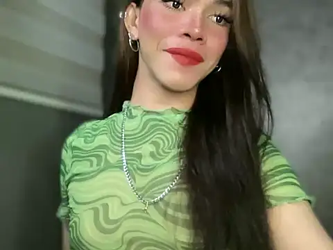 Snapshot of Misselliefayexxx chatting on 02.22.26 Misselliefayexxx online show from 02.22.26