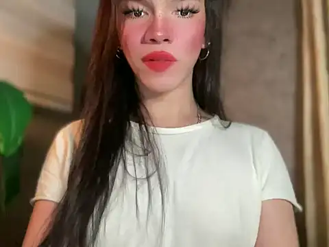 Snapshot of Misselliefayexxx chatting on 04.29.26 Misselliefayexxx online show from 04.29.26