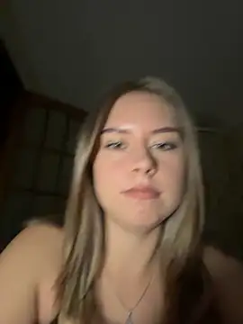 Tomyris yuki online show from 11.19.25