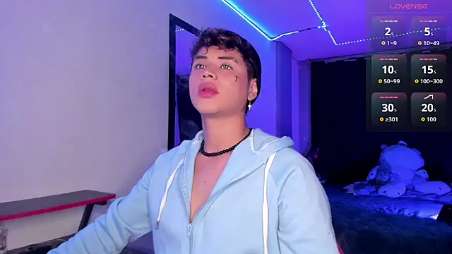 Snapshot of Jostin18 chatting on 09.23.25 Jostin18 online show from 09.23.25