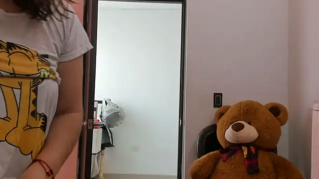 Snapshot of ADHARAMILLER__1111 chatting on 11.09.25 ADHARAMILLER 1111 online show from 11.09.25