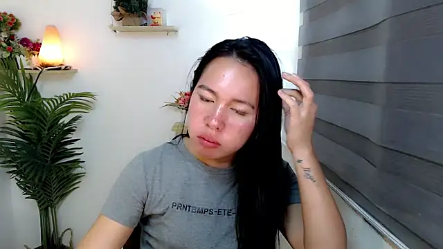 kimbratx online show from 10.29.25