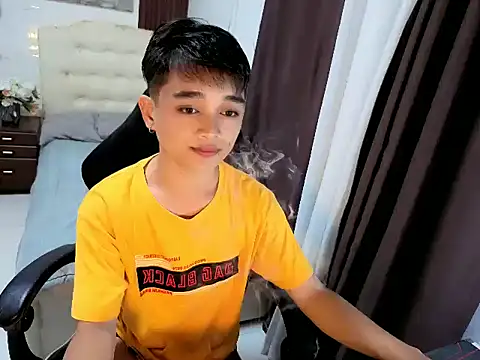 sexysam14 online show from 10.28.25