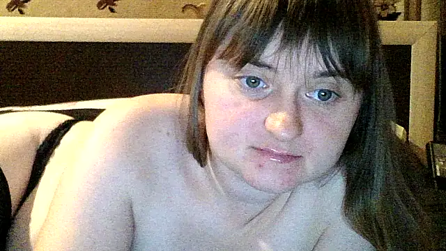 LuckyLust11 online show from 09.29.25