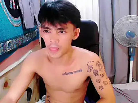 urhunky boy online show from 10.03.25